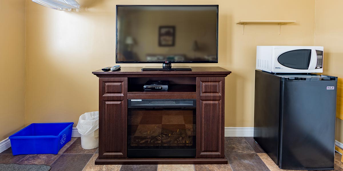 Albert's Motel - Accommodations in Cheticamp, Cape Breton, Nova Scotia.